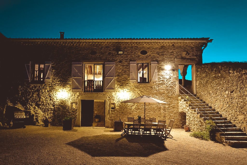 Gîtes Le couchant photo prise de nuit au Gîtes Roche Colombe- Soyans 26400, Drôme