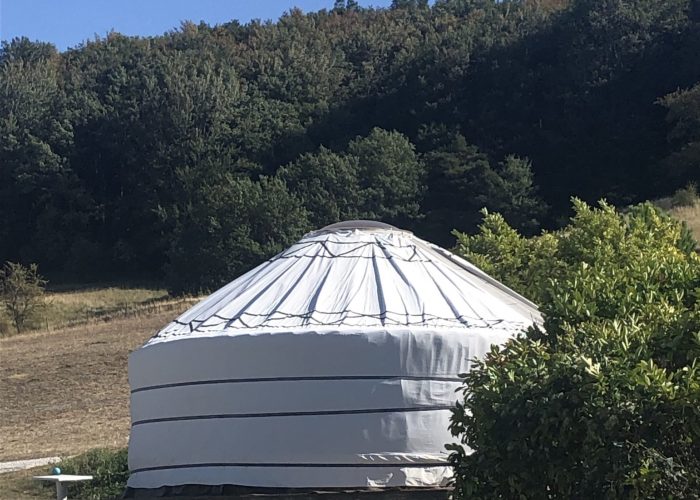 Yourte - Passez un agréble séjour dans notre Yourte au Gîtes Roche Colombe- Soyans 26400, Drôme